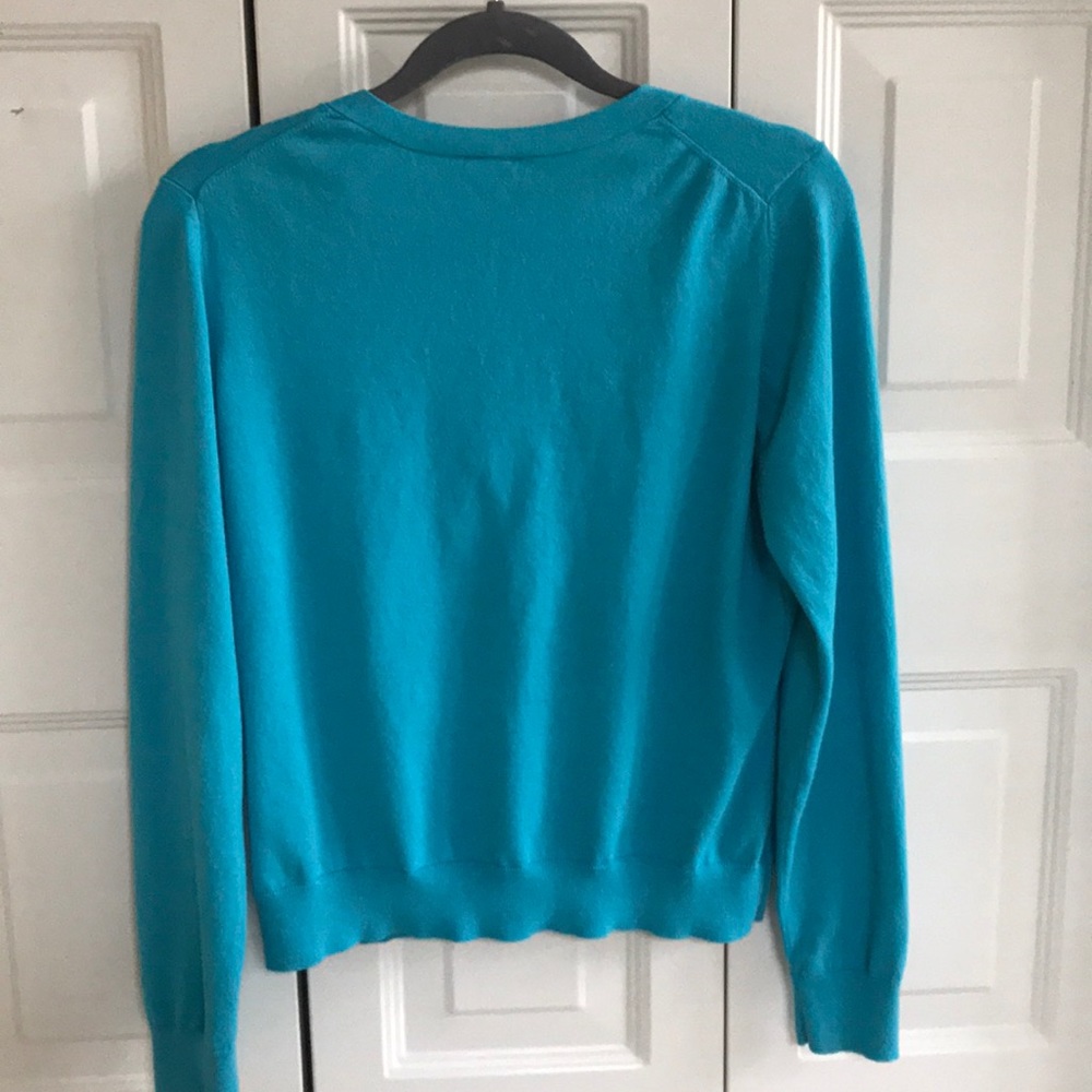 Sweaters - Picture 6 of 7